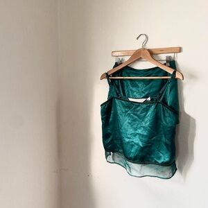 VS green satin sleep set